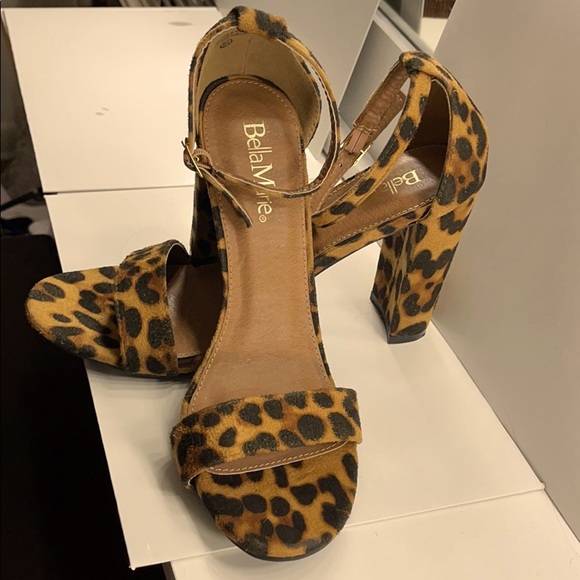 Heels BELLA MARIE Excellent condition new size 8.5 - Picture 7 of 7